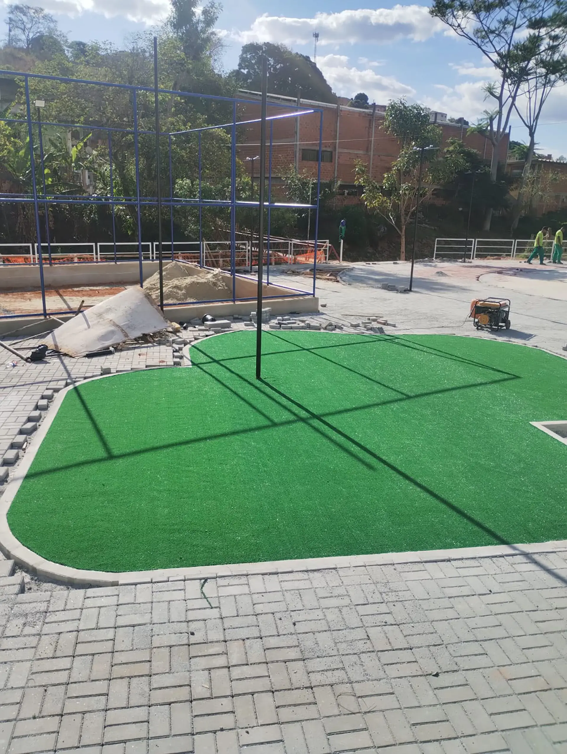 Projeto 17 - Instalação de grama sintética esportivo no Rio de Janeiro