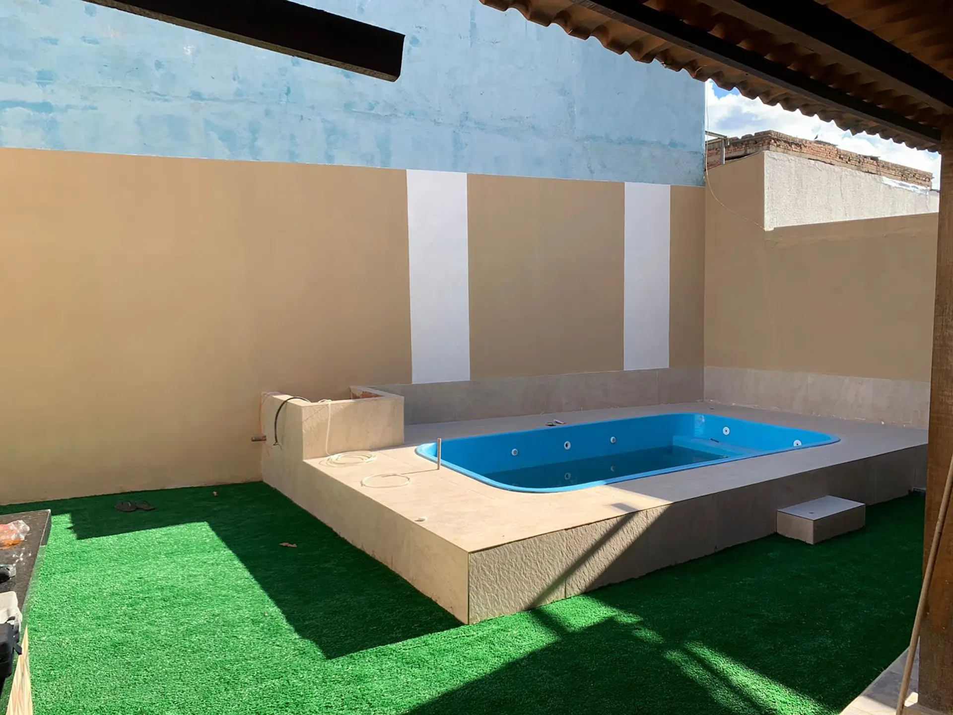 Projeto 29 - Instalação de grama sintética residencial no Rio de Janeiro